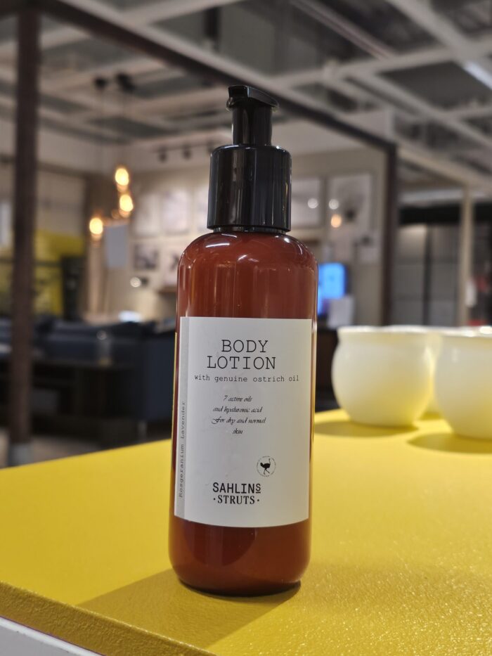 Sahlins Struts Narturlig Lotion av Strutsolja och Havreolja 250ml - Bild 3